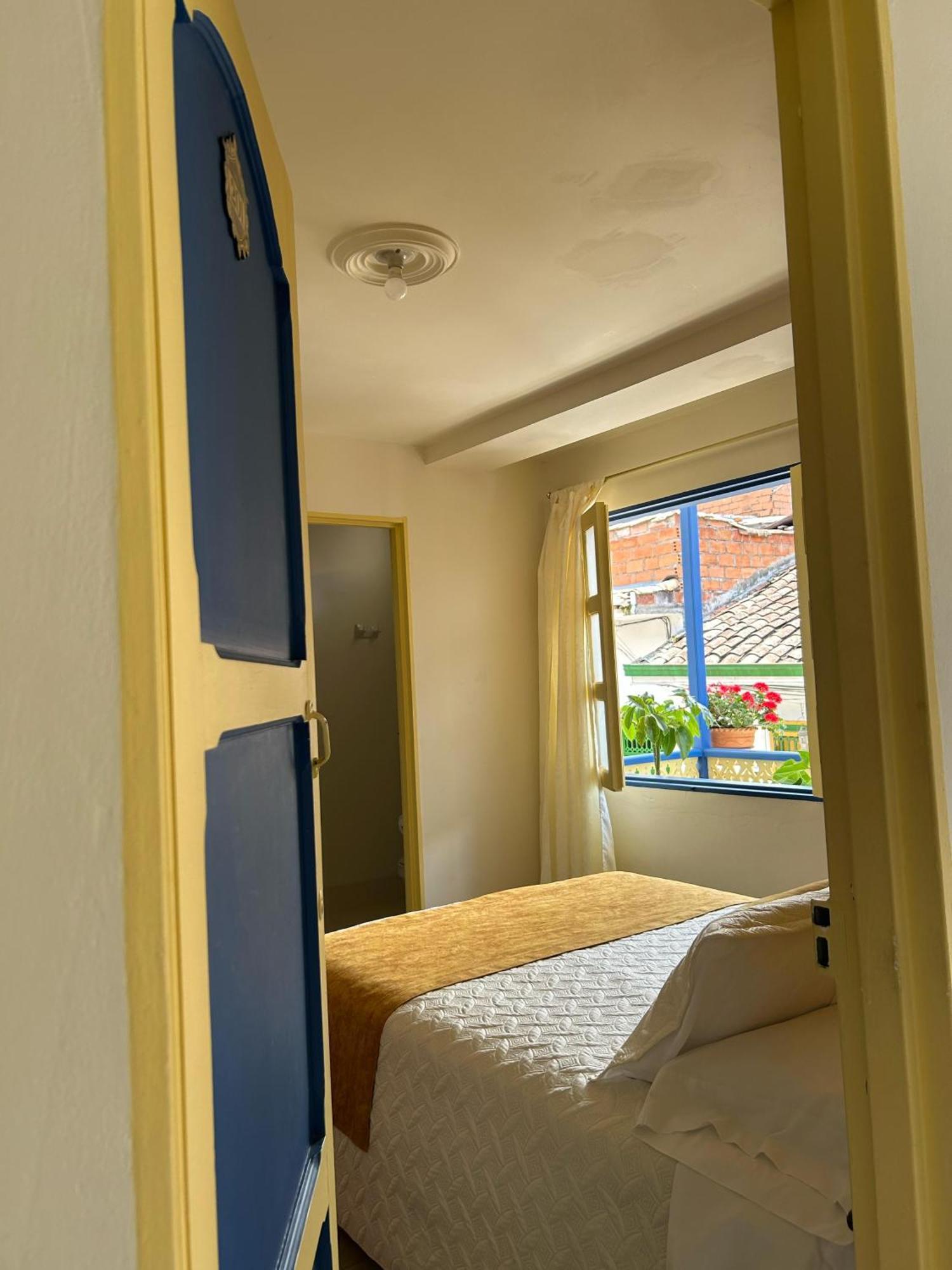 Hotel Dorado Jardin Exterior photo
